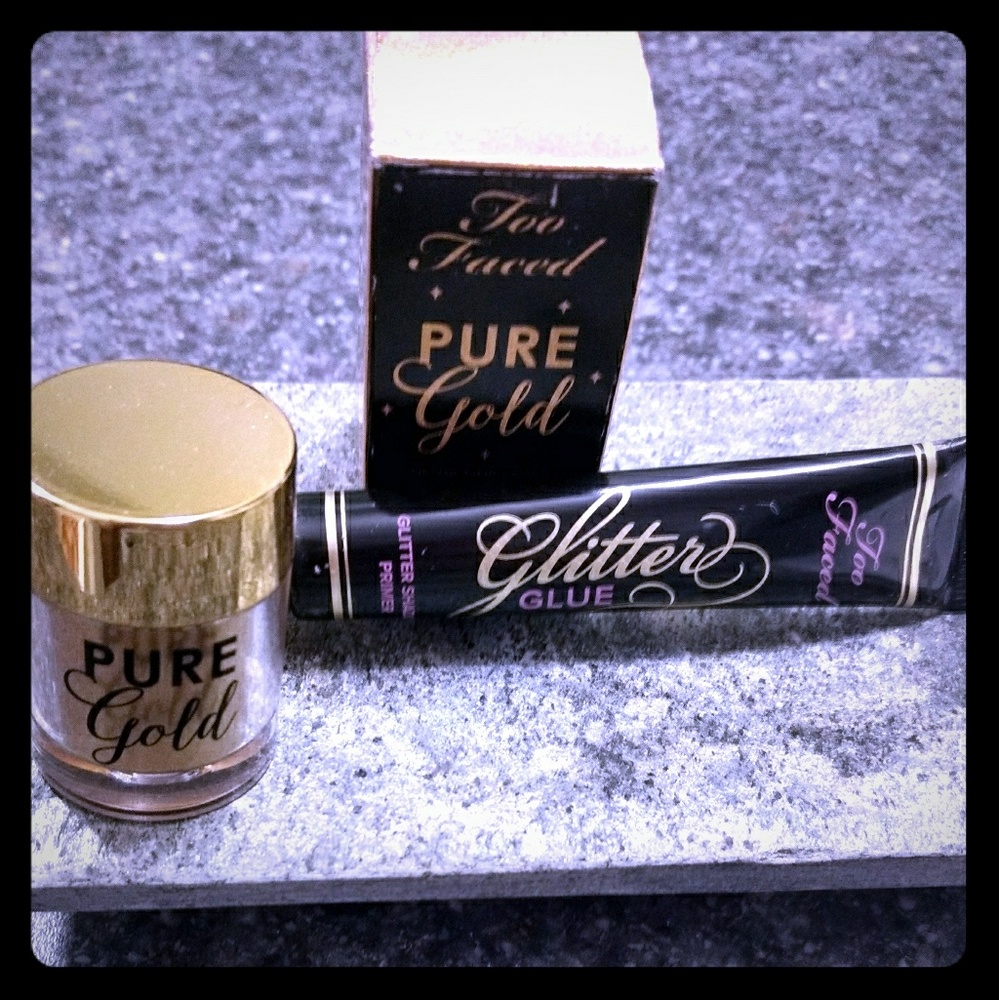 SOLD!!! Too Faced Glitter Gold And Glue Set